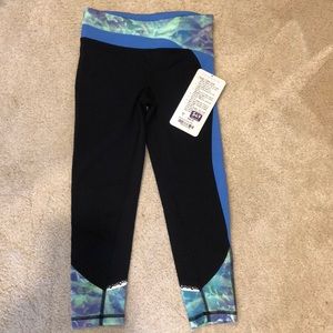 Ivivva by LuLulemon girls Hyper Track Crop Pant